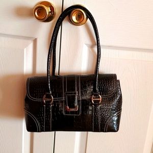 Liz Claiborn Accessories. Handbag.